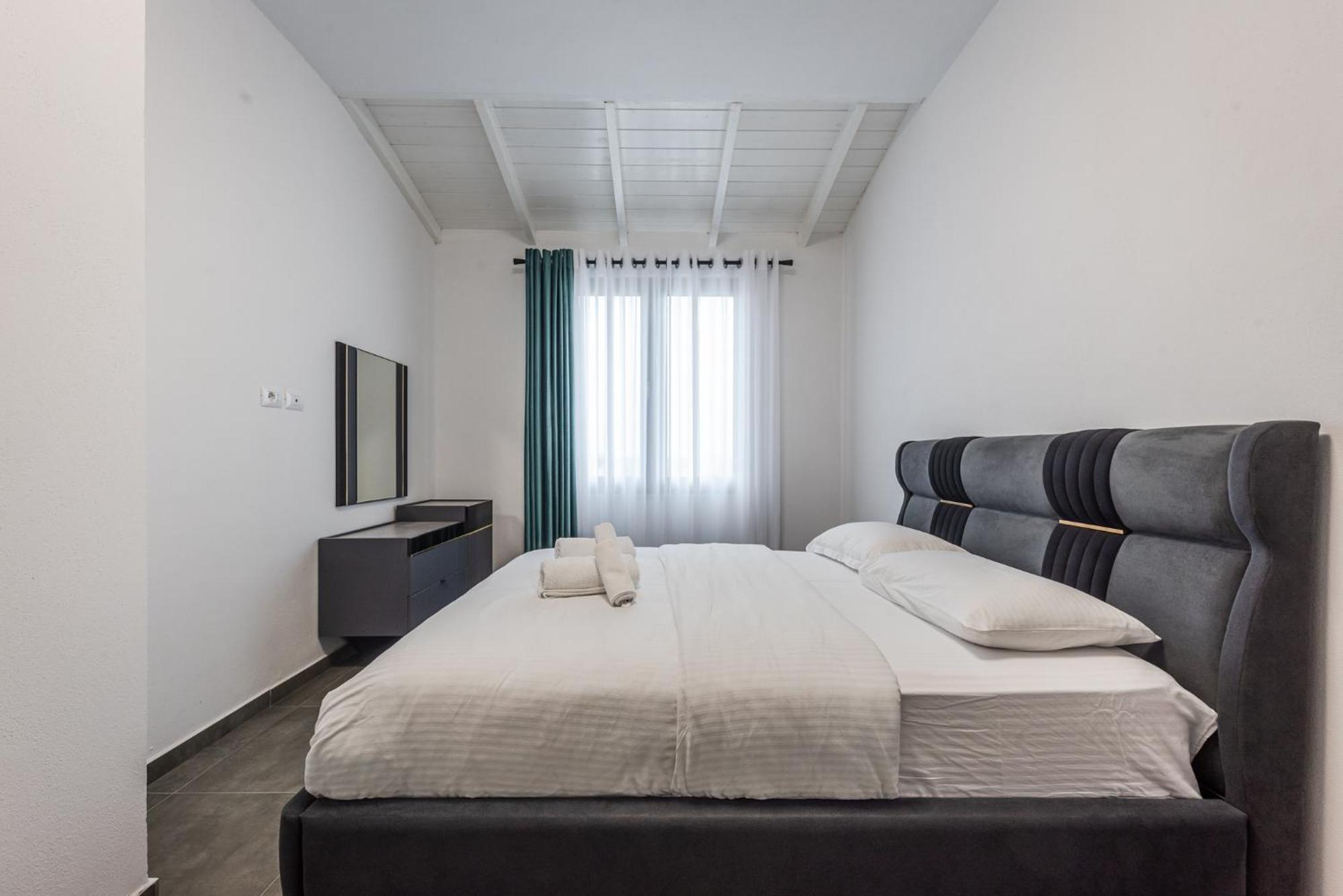 Royal Hill Apartments By Ps Durrës Eksteriør bilde
