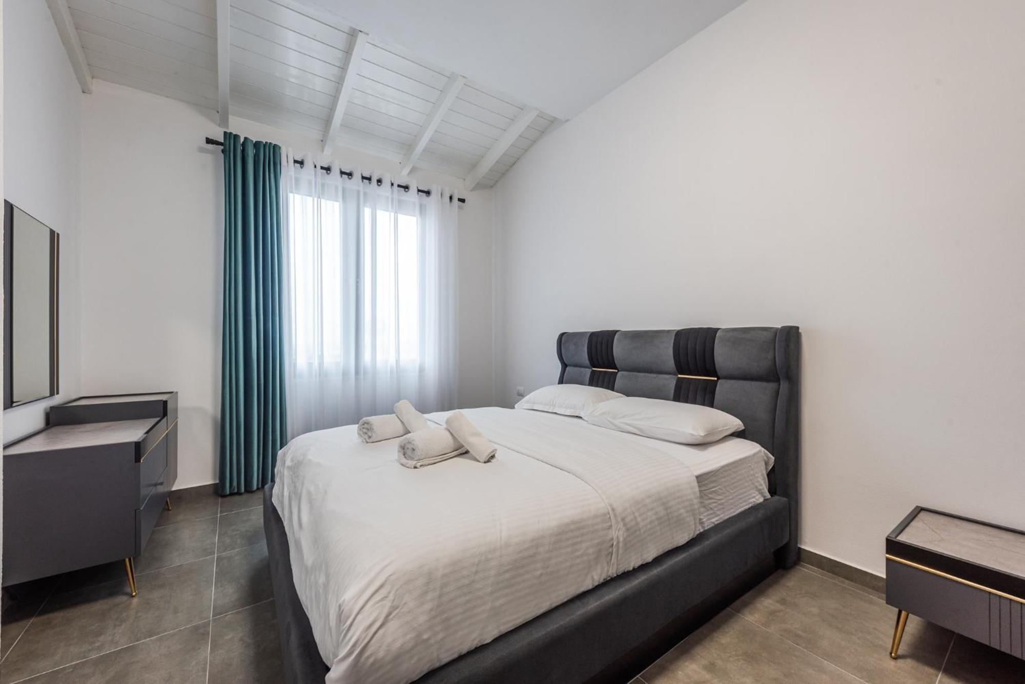 Royal Hill Apartments By Ps Durrës Eksteriør bilde